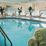 swissotel-penthouse-health-club-pool_medium
