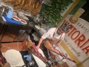 El Pimpi - Malaga Spain - Jamon Carver