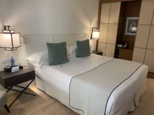 Hotel Molina Lario Guest Room Bedroom