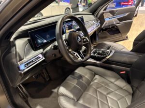 2024 BMWxi Drive Sedan Interior