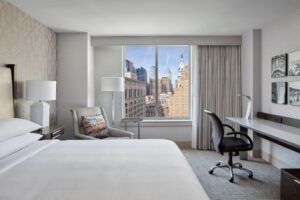 Philadelphia Marriott Downtown Classic Guest Room