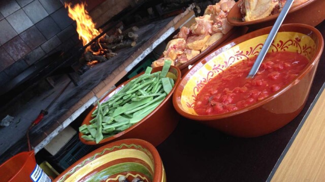 Paella Ingredients at Barraca de Toni Montioliu outside Valencia, Spain. © 2016 Rob Hard Paella Ingredients at Barraca de Toni Montioliu outside Valencia, Spain. © 2016 Rob Hard