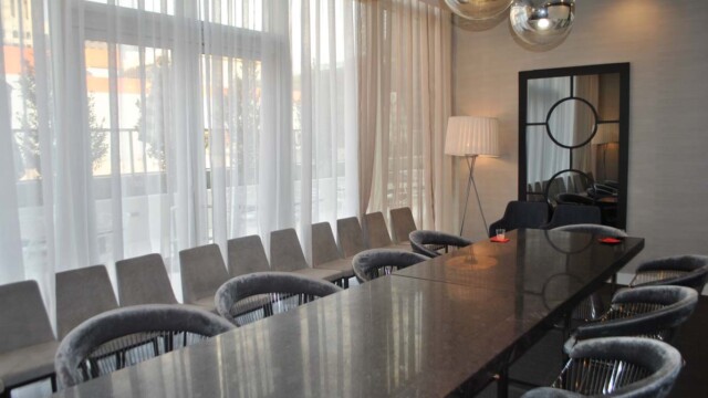 © 2016 Rosalind Cummings-Yeates / Business Travel Destinations