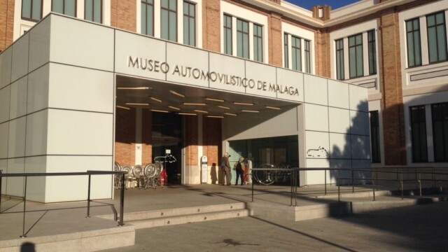 Automotive and Fashion Museum in Malaga Spain.
© 2017 Rob Hard Automotive and Fashion Museum in Malaga Spain