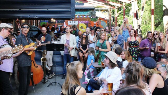 © Phensri Rutledge Bla is Oslo's Oldest Market Open on Sundays