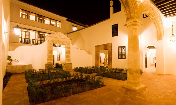 Casa de la Juderia at Night