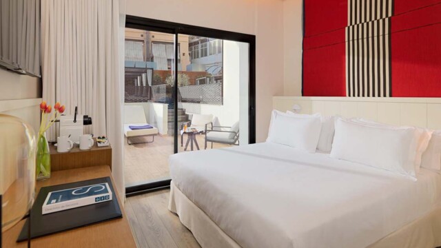 Courtesy image H10 Cubik Barcelona Classic Room with Terrace