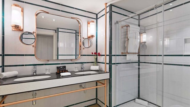 Courtesy image H10 Cubik Barcelona Junior Suite Guest Bath