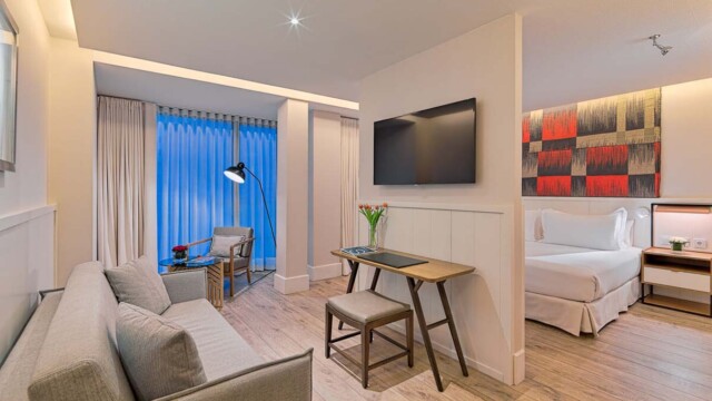 Courtesy image H10 Cubik Barcelona Junior Suite