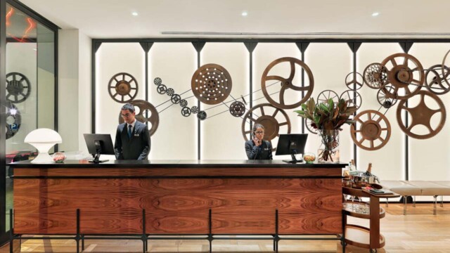 Courtesy image H10 Cubik Hotel Reception