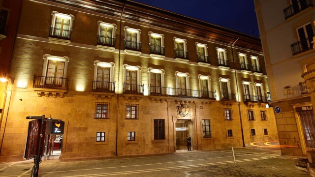 Courtesy image Hotel Palacio Guendulain in Pamplona, Spain