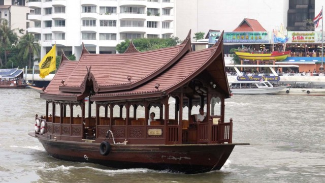 Hotel Guest Boat in Bangkok, Thailand