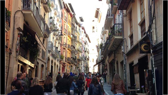 (c) Rob Hard Pamplona's Narrow Streets