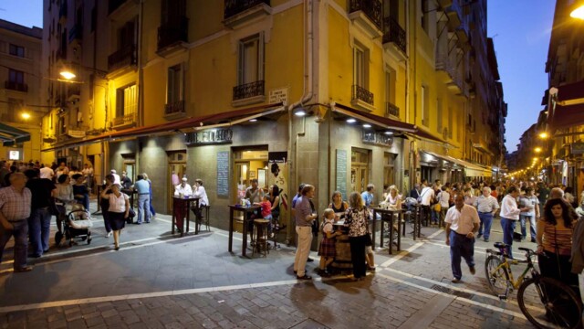 (c) Rob Hard Pintxos Bars in Pamplona