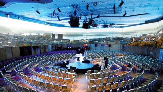 © Phensri Rutledge Radisson Blu Scandinavia Ballroom in Oslo, Norway