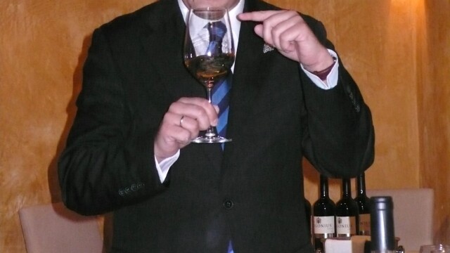 (c) Rob Hard Wine Demo at Locum in Toledo, Spain