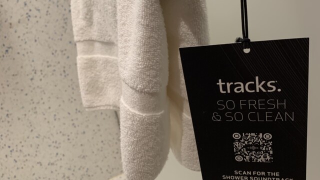 Hard Rock Hotel Madrid - Guest Room Shower Soundtrack.
© 2023 Rob Hard Hard Rock Hotel Madrid - Guest Room Shower Soundtrack