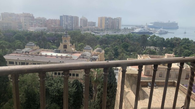 Parador Malaga Gibralfaro - Restaurant View of the City.
© 2023 Rob Hard Parador Malaga Gibralfaro - Restaurant View of the City