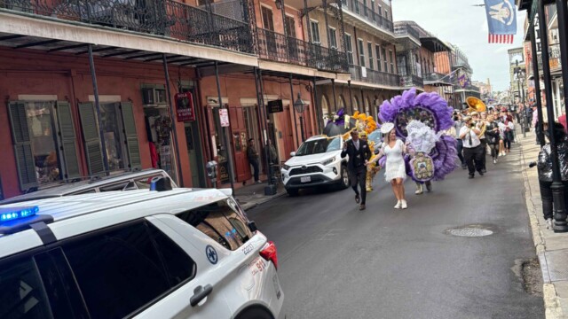 20th Wedding Anniversary Celebration Parade in New Orleans Near Jackson Square.
© 2025 Rob Hard 20th Wedding Anniversary Celebration Parade in New Orleans Near Jackson Square
