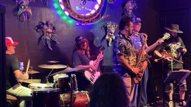 Live Music at Cae Negril on Frenchman Street in New Orleans. © 2025 Rob Hard Live Music at Cae Negril on Frenchman Street in New Orleans. © 2025 Rob Hard