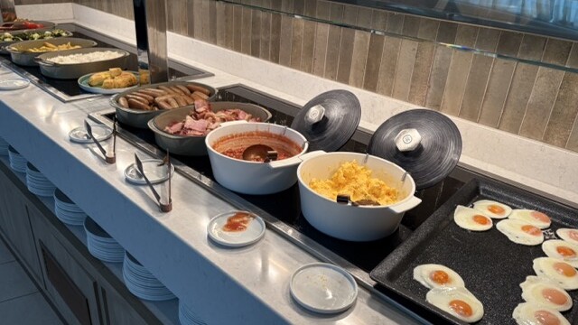 Breakfast Buffet Options at Hotel Punta Bermuja