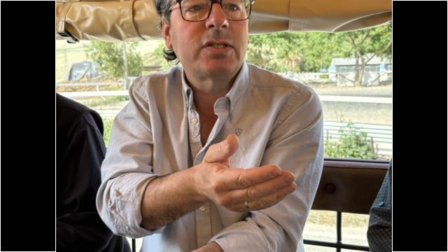 ® Rob Hard 2026 Mauricio Lorente, M.D., owner of the Lorente & Barba Winery