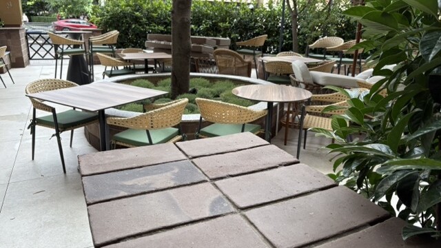 Outdoor Patio at Madrid Marriott Hotel Princesa Plaza