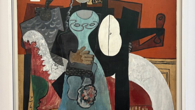Pablo Picasso painted Les Amoureux in 1919 (at the Picasso Museum Paris). © 2026 Rob Hard Les Amoureux by Pablo Picasso (1919) at the Picasso Museum Paris